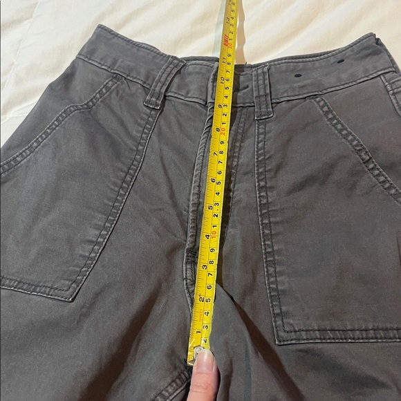 Hollister Wide Leg Cargo Jeans - Picture 11 of 11